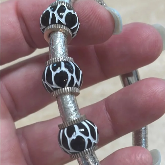 Brighton Woodstock 8” Silver Charm Bracelet with Black and White Beads - Picture 5 of 7